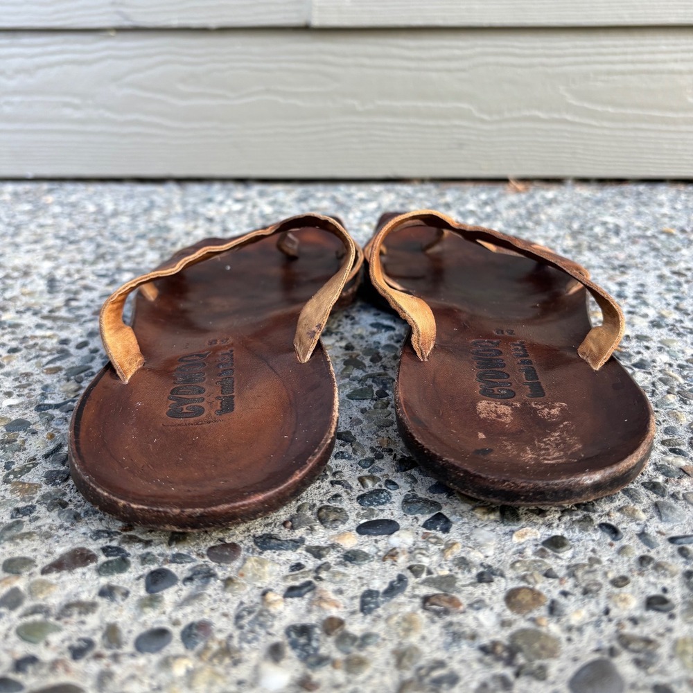 Cydwoq Brown Leather Strappy Toe Loop Sandals Handmade USA Women's 38 Flat - Picture 9 of 10